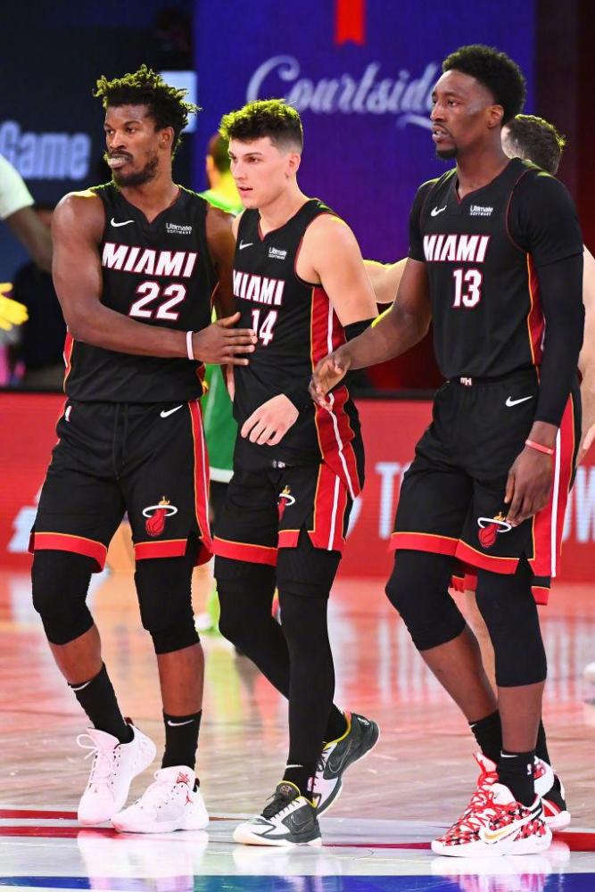 戏的一次精 戏的一次精